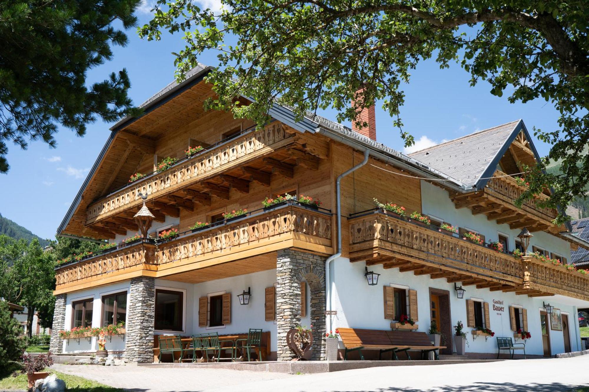 Landhotel - Apartments Bauer Hintergöriach Buitenkant foto