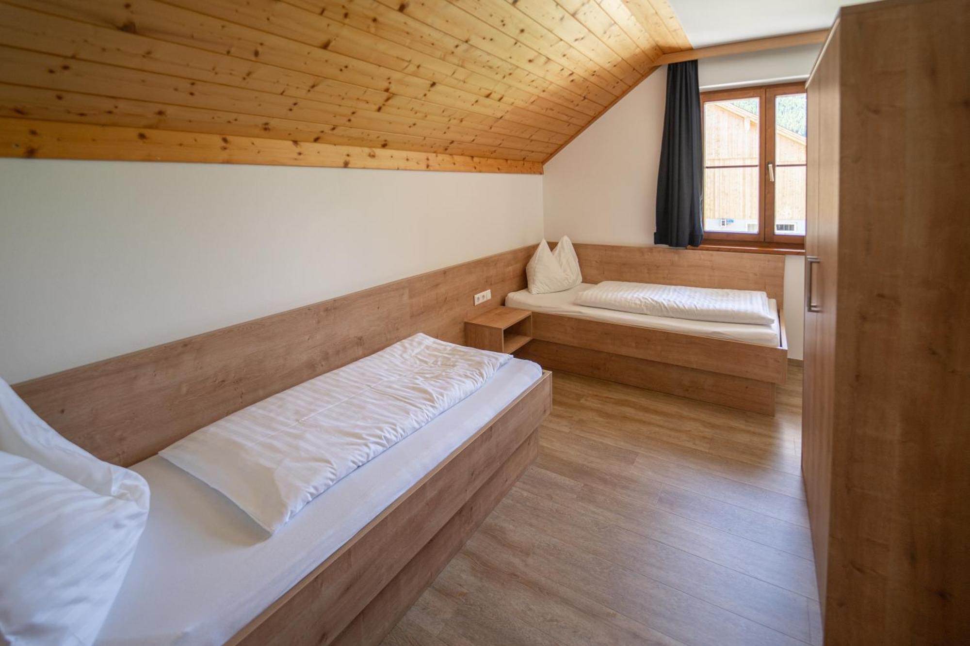 Landhotel - Apartments Bauer Hintergöriach Buitenkant foto