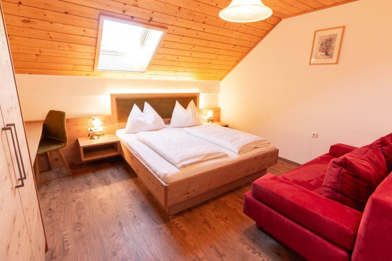 Landhotel - Apartments Bauer Hintergöriach Buitenkant foto