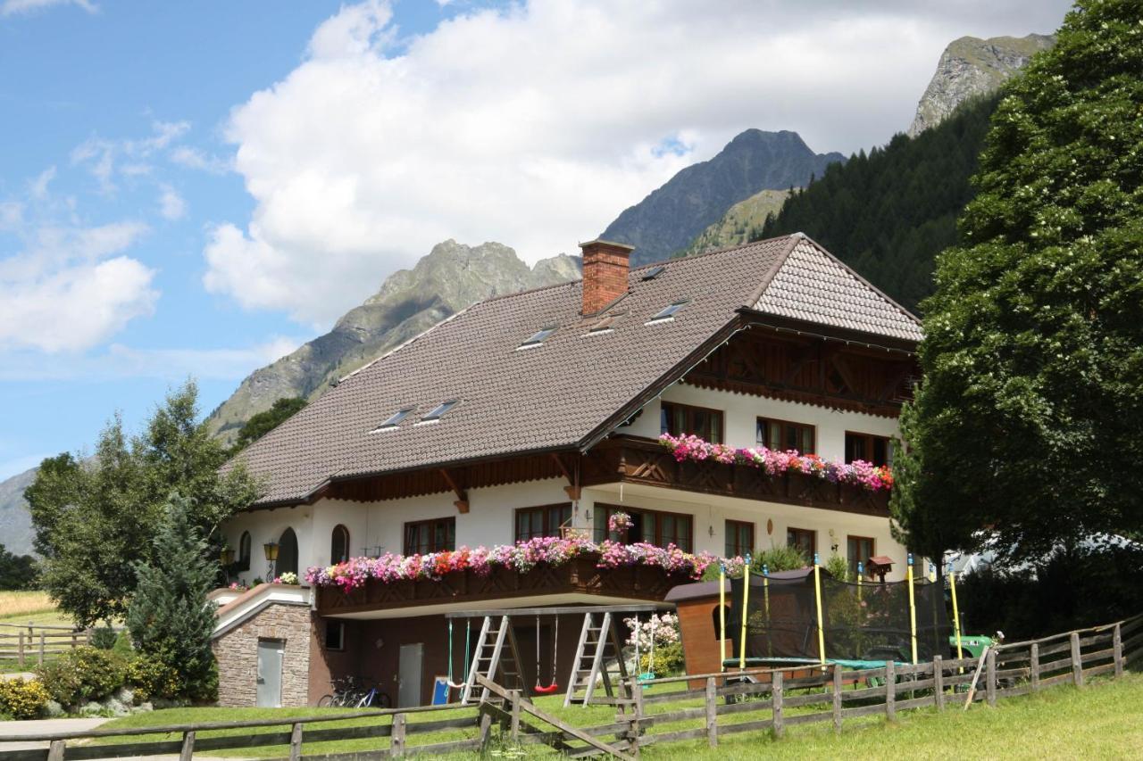 Landhotel - Apartments Bauer Hintergöriach Buitenkant foto