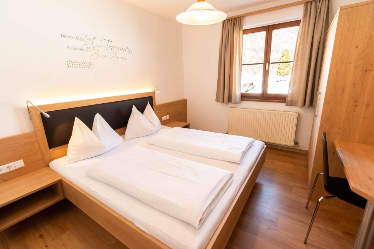 Landhotel - Apartments Bauer Hintergöriach Buitenkant foto